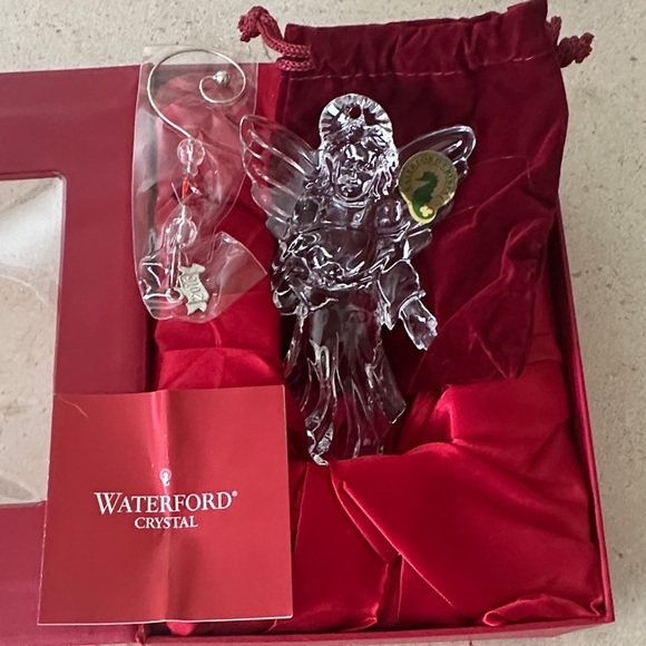 Waterford lead crystal Annual Angel Ornament - Picture 1 of 4